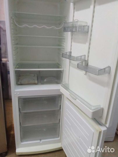 Холодильник б/у Атлант 185 см