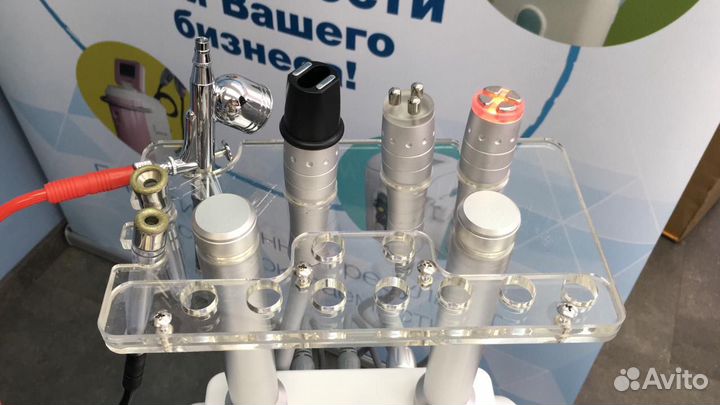 Комбайн РФ-лифтинг, вакуум, дермабразия, oxyjet