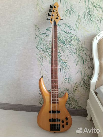 Бас гитара 5 струн. Aria Pro2 Avante Active