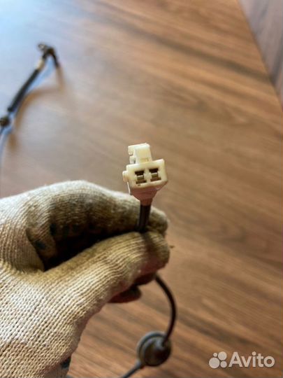 Датчик abs задний левый Hyundai Solaris