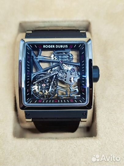 Roger Dubuis Kingsquare Flying Tourbillon Limited