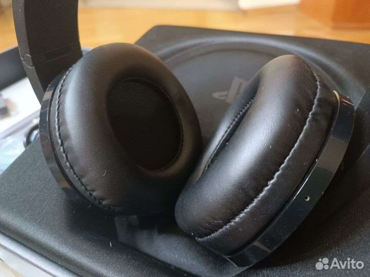 Platinum wireless headset Playstation 4 PS4