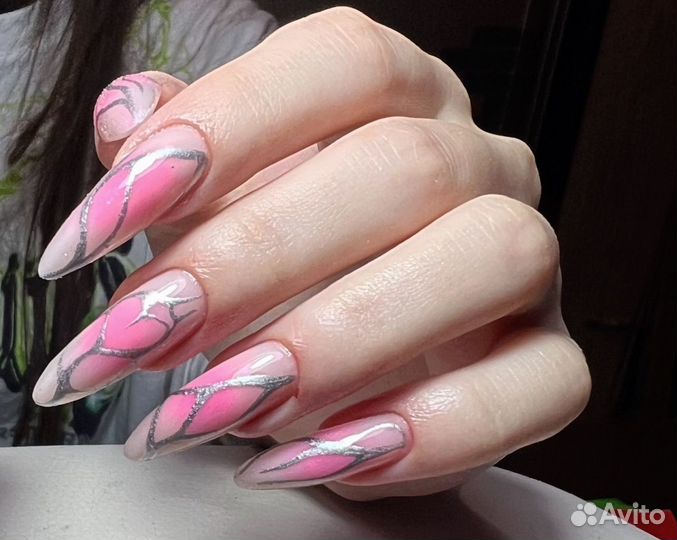 Мастер маникюра