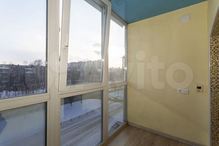 2-к. квартира, 60 м², 4/9 эт.