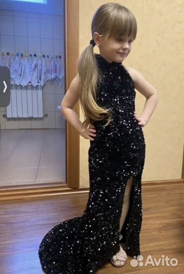 Нарядное платье для девочки