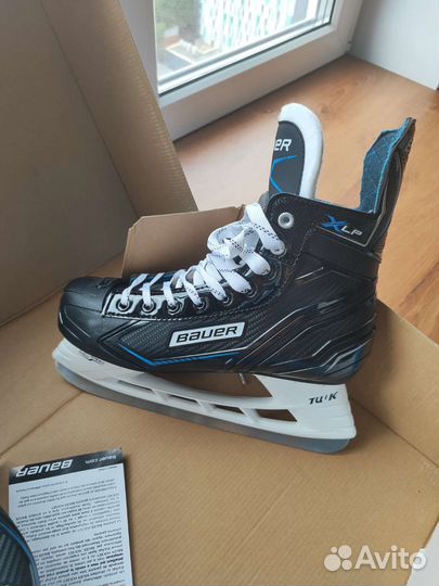Хоккейные коньки bauer X-LP 9 SR