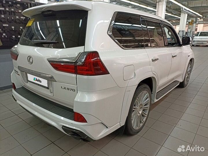 Lexus LX 5.7 AT, 2016, 61 115 км