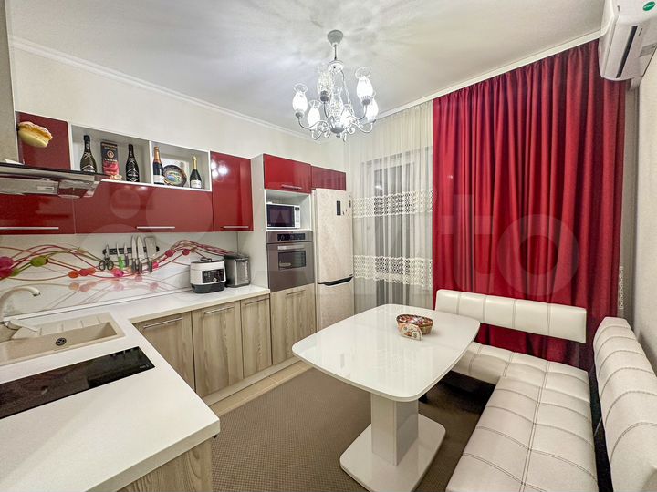 2-к. квартира, 53,7 м², 1/3 эт.