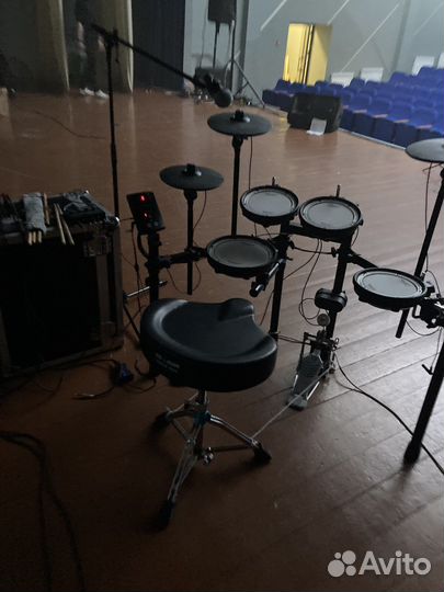 Электронные ударные