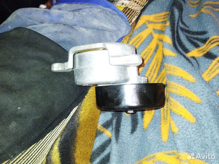 Натяжитель ремня генератора ford mondeo 2