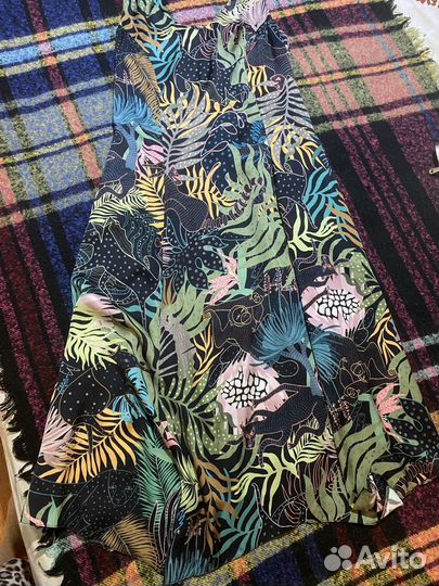 Платье вискоза атласная First in space 48 р