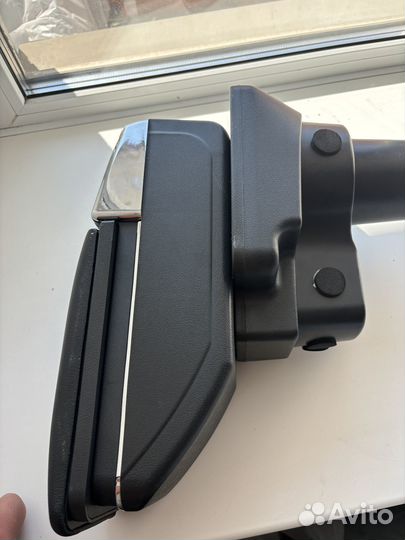Подлокотник на kia rio