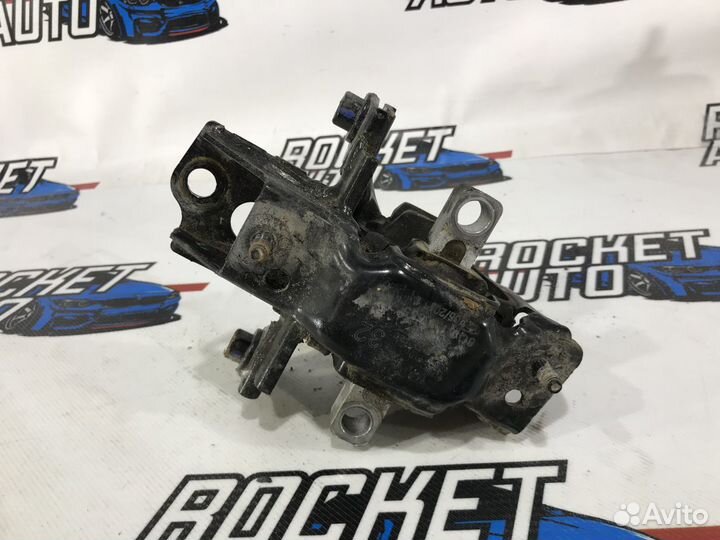 Опора кпп левая Skoda Rapid 6Q0199555AT