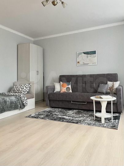 2-к. квартира, 55 м², 11/18 эт.