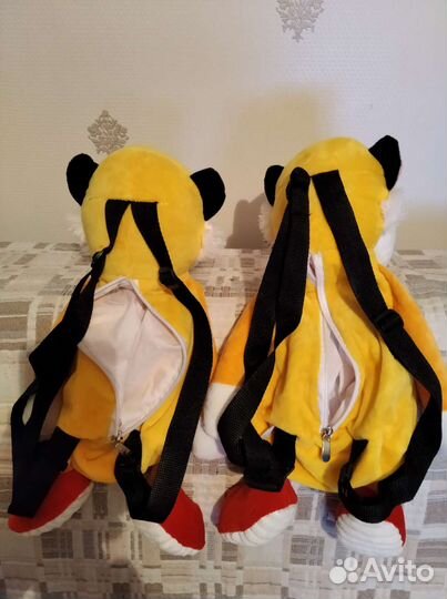 Игрушка мягкая- рюкзачок