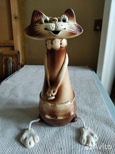 Кот-копилка