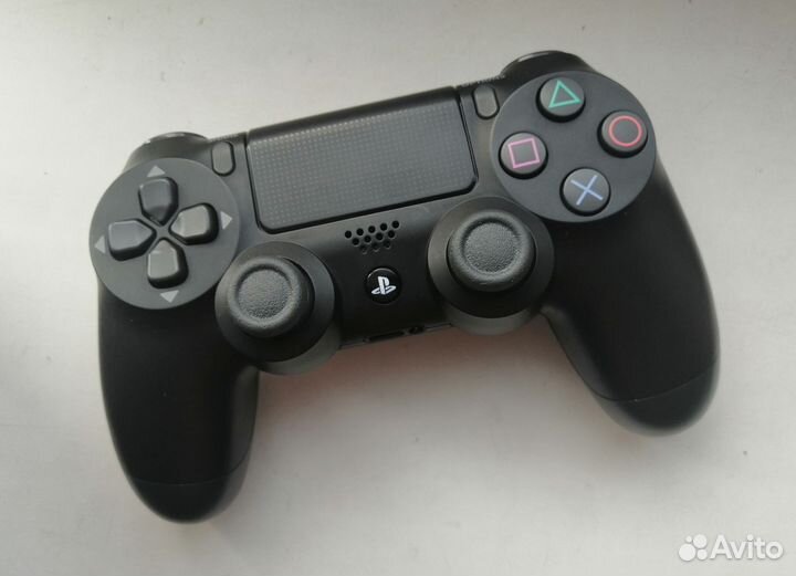 Sony PlayStation 4