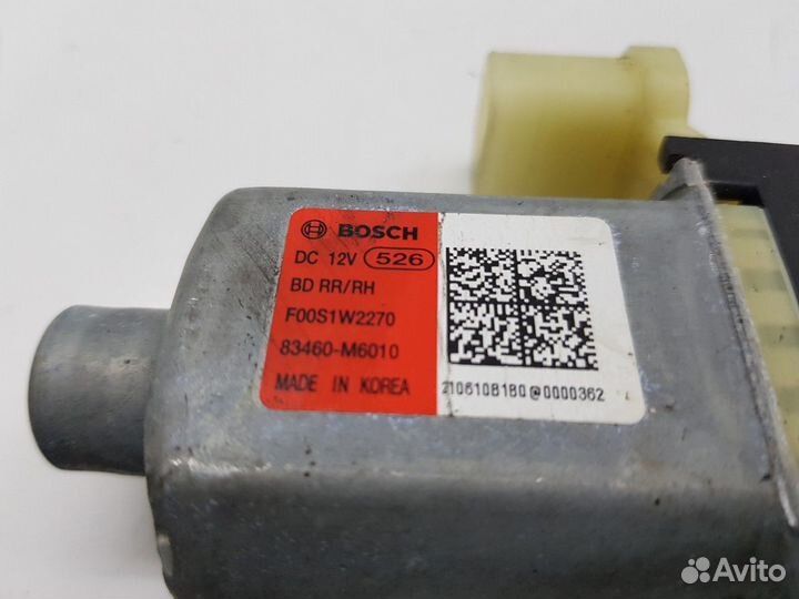 Моторчик стеклоподъемника задней правой двери