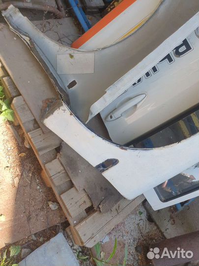 Левое крыло на опель вектра 96г