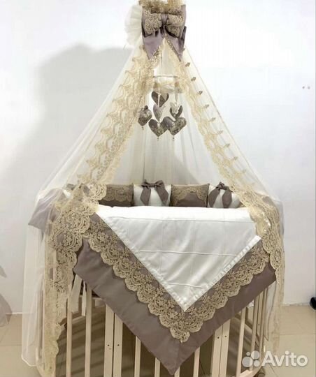 Детская овальная кроватка