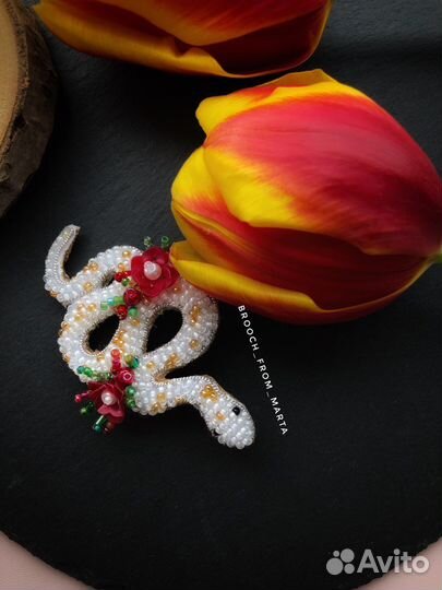 Брошь ручной работы