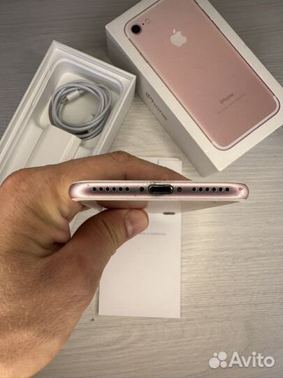 iPhone 7,128GB