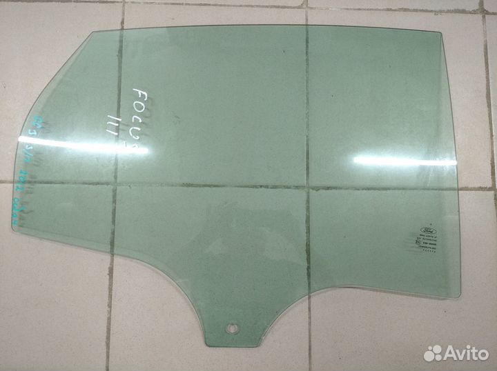 Стекло задней правой двери Ford Focus 3 седан