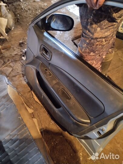 Двери боковые