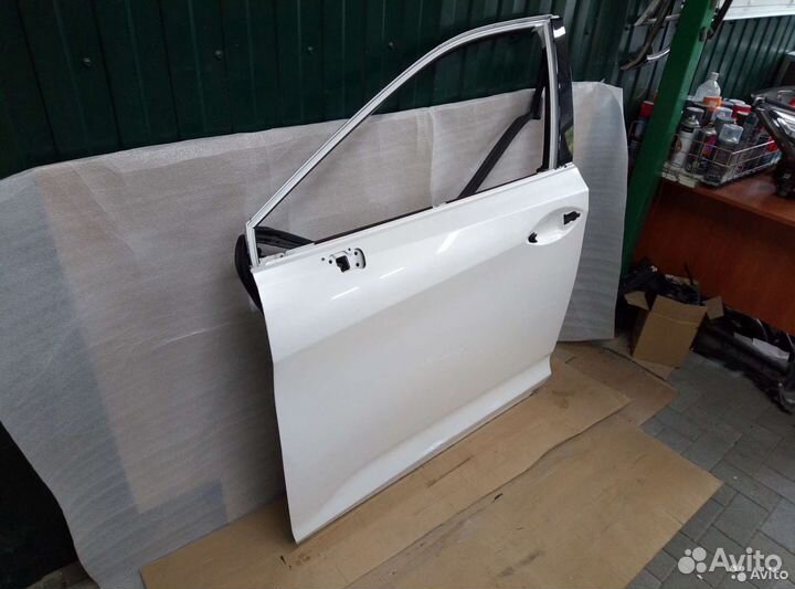 Lexus RX лексус дверь передняя левая