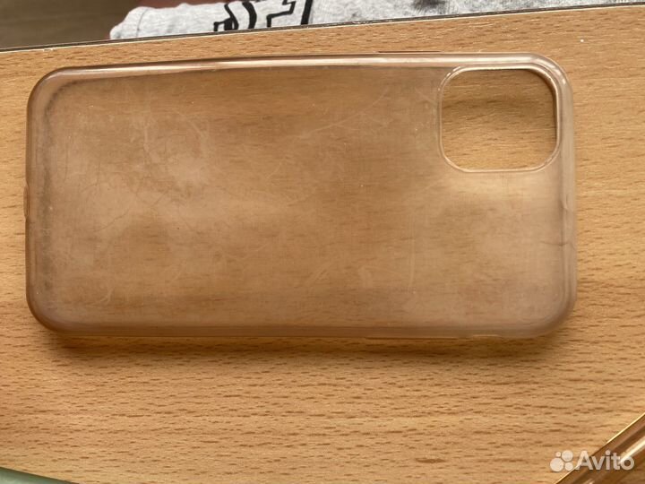Чехол на iPhone 11
