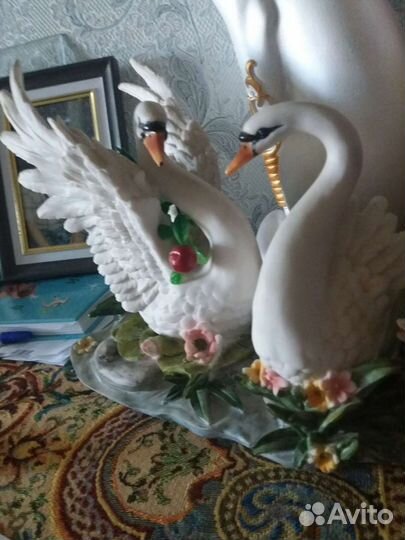 Статуэтка Лебеди
