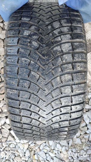 Michelin Latitude X-Ice North 275/40 R20