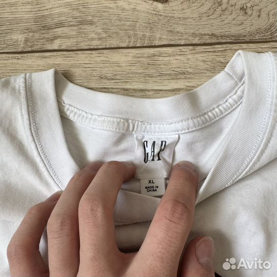 Футболка Gap