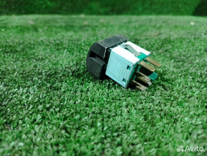 Кнопка рециркуляции Opel Omega B