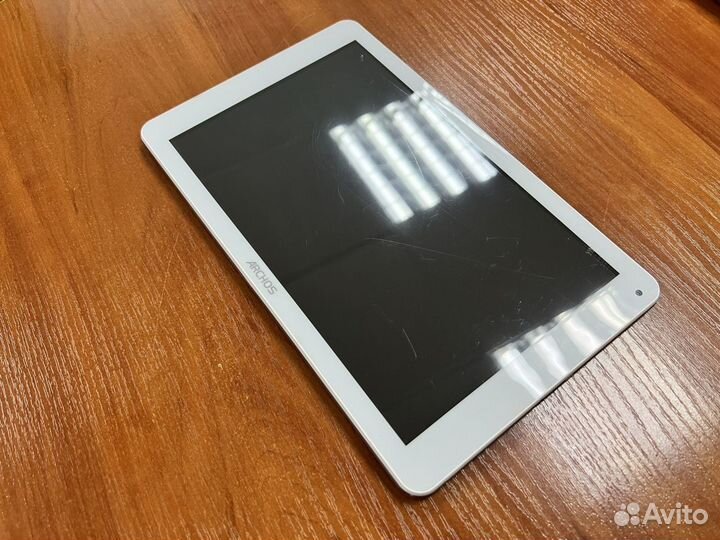 Планшет Archos 101 1/12Gb Platinum