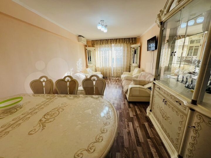 2-к. квартира, 50 м², 4/9 эт.