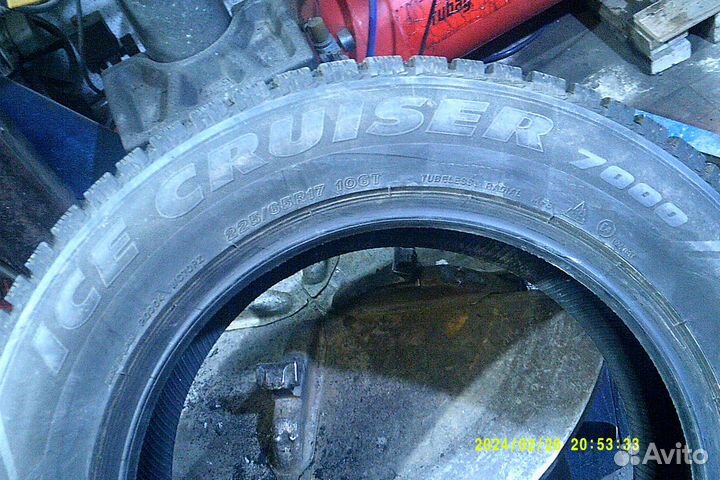 Bridgestone Ice Cruiser 7000 225/65 R17