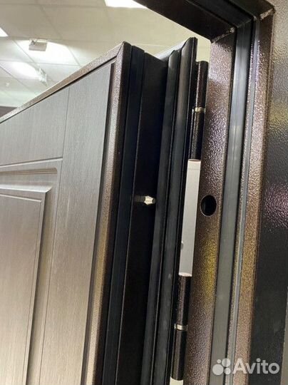 Дверь Marcus Аляска термо медь, Венге