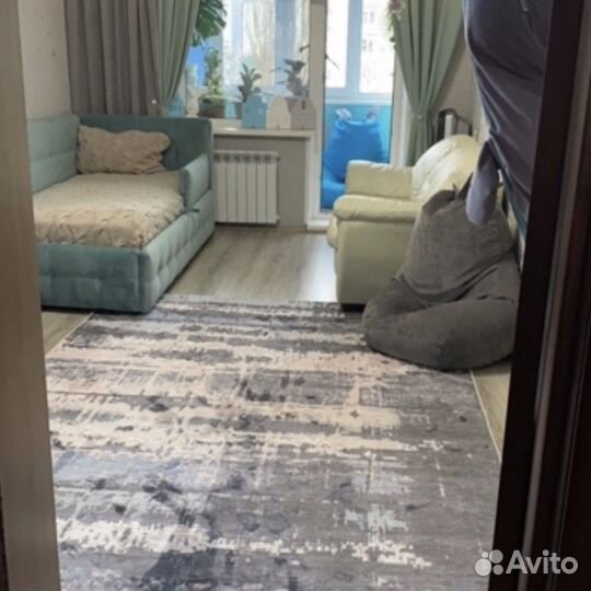 Современный ковер в гостинную в спальню