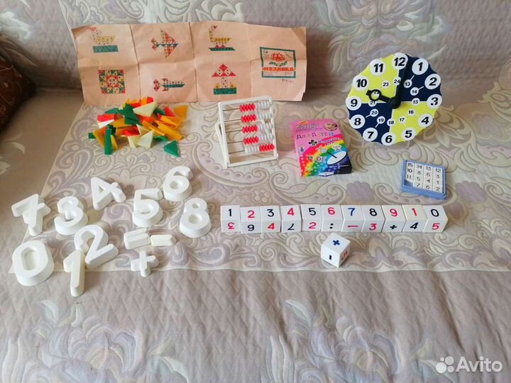 Развивающие игрушки, пазлы, мозайка