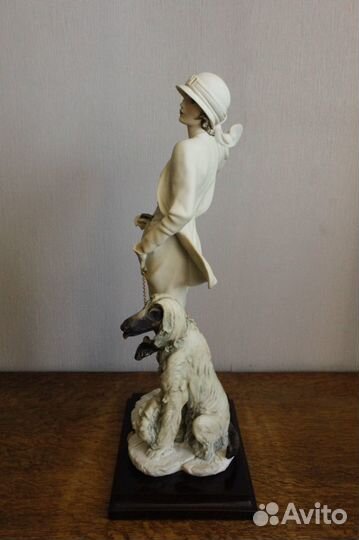 Джузеппе Армани Тереза с афганской борзой Флоренс