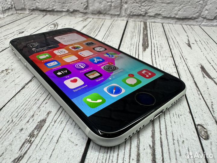 iPhone SE (2020), 64 ГБ