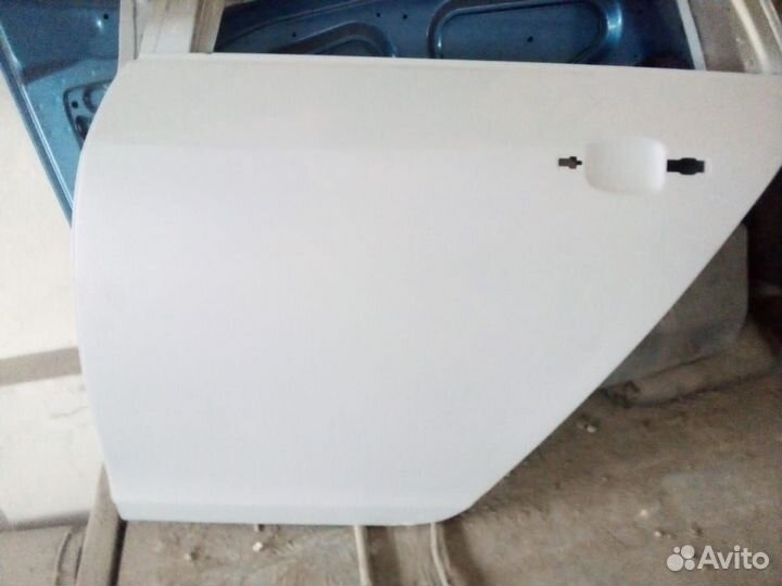 Дверь задняя левая Opel Insignia универсал