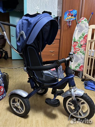 Детский велосипед с ручкой