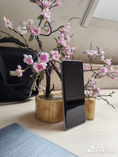 Xiaomi Redmi Note 13 Pro+, 8/256 ГБ