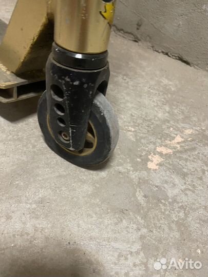 Трюковой самокат