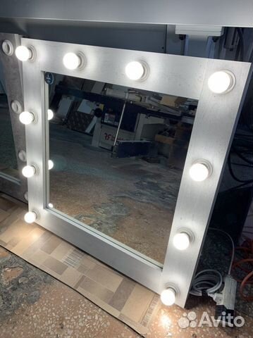 Зеркало с подсветкой