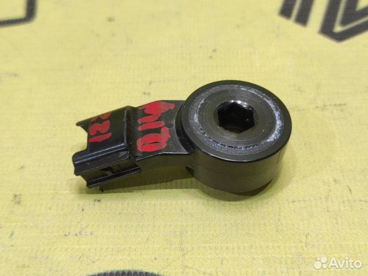 Датчик детонации Toyota 1ZZ-FE