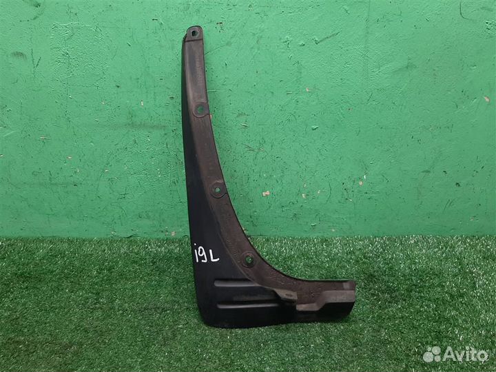 Брызговик передний левый Toyota RAV4 A2 2003