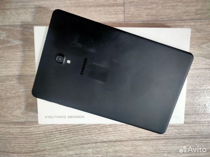 Планшет Samsung Galaxy Tab A SM-T595